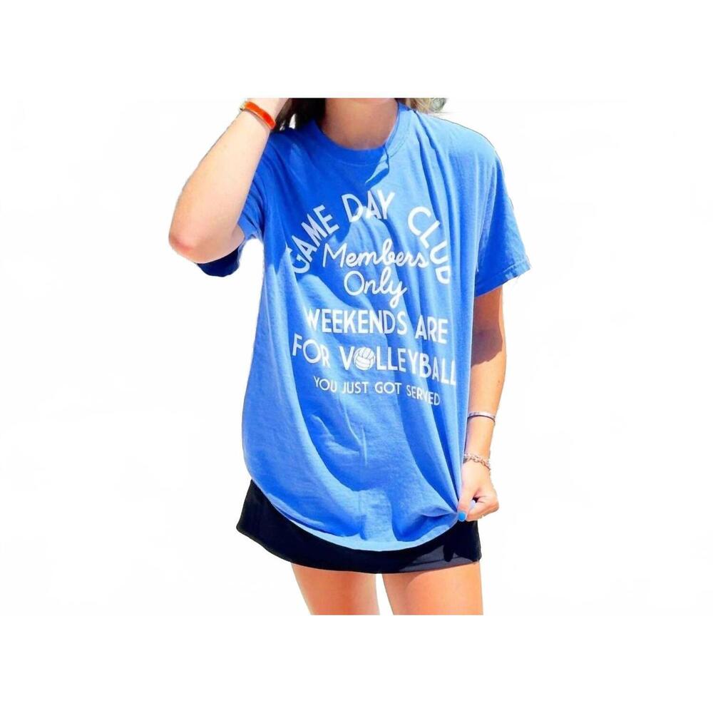 NEW POPPY & PINE volleyball game day club tee in blue